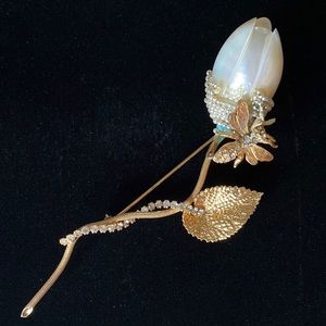RARE Hattie Carnegie Rose Bumble Bee Pin Brooch
